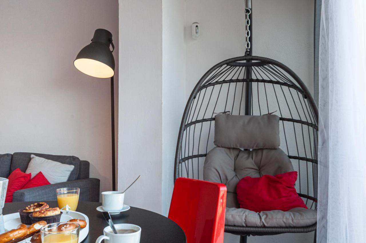 Estudio En 1ª Linea Con Vistas Al Puerto Deportivo By Insidehome เอมปูเรียบราบา ภายนอก รูปภาพ