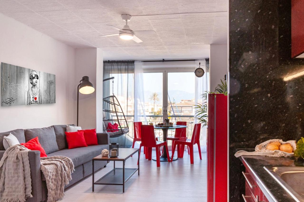 Estudio En 1ª Linea Con Vistas Al Puerto Deportivo By Insidehome เอมปูเรียบราบา ภายนอก รูปภาพ